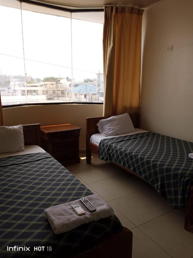 Hostal Posada Del Sol Guayaquil Exterior photo